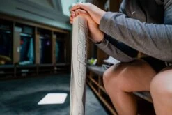 2023 Easton Ghost Unlimited (-9) Fastpitch Softball Bat: FP23GHUL9 -Baseball Equipment Sports Store MILE44 RG 03442